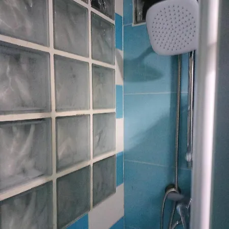 Individual Cama Doble Algiros Homestay *